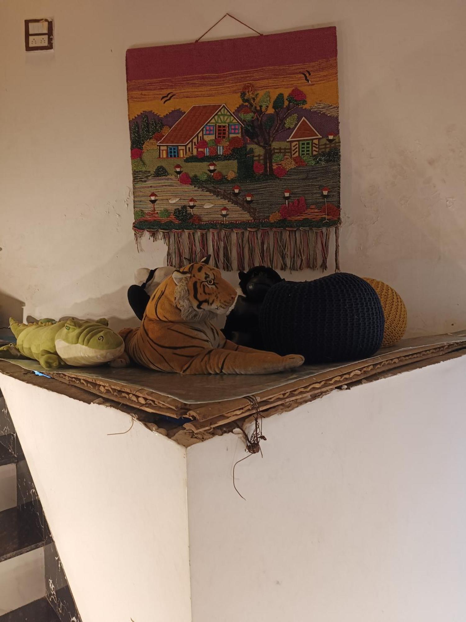 Leopard Farmhouse Mhow Bagian luar foto