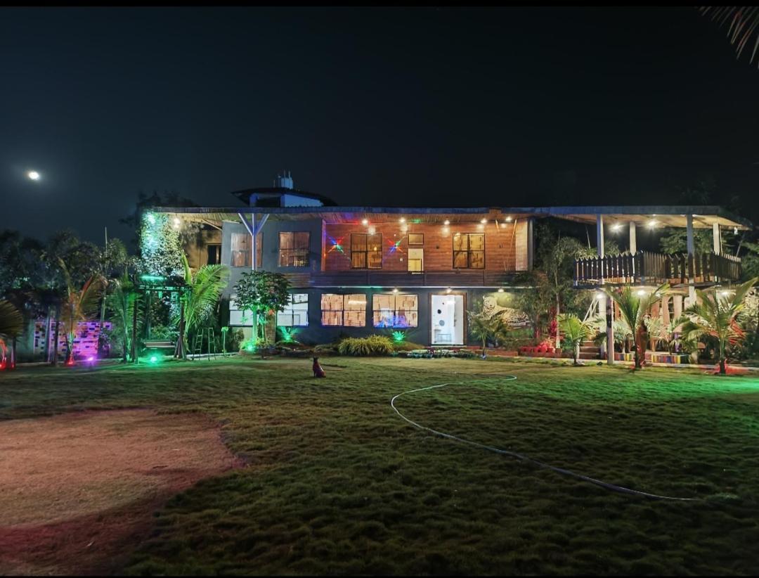 Leopard Farmhouse Mhow Bagian luar foto