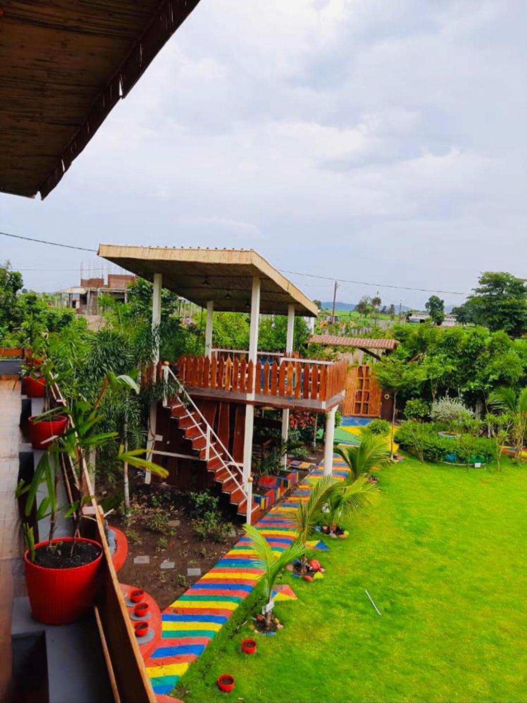 Leopard Farmhouse Mhow Bagian luar foto