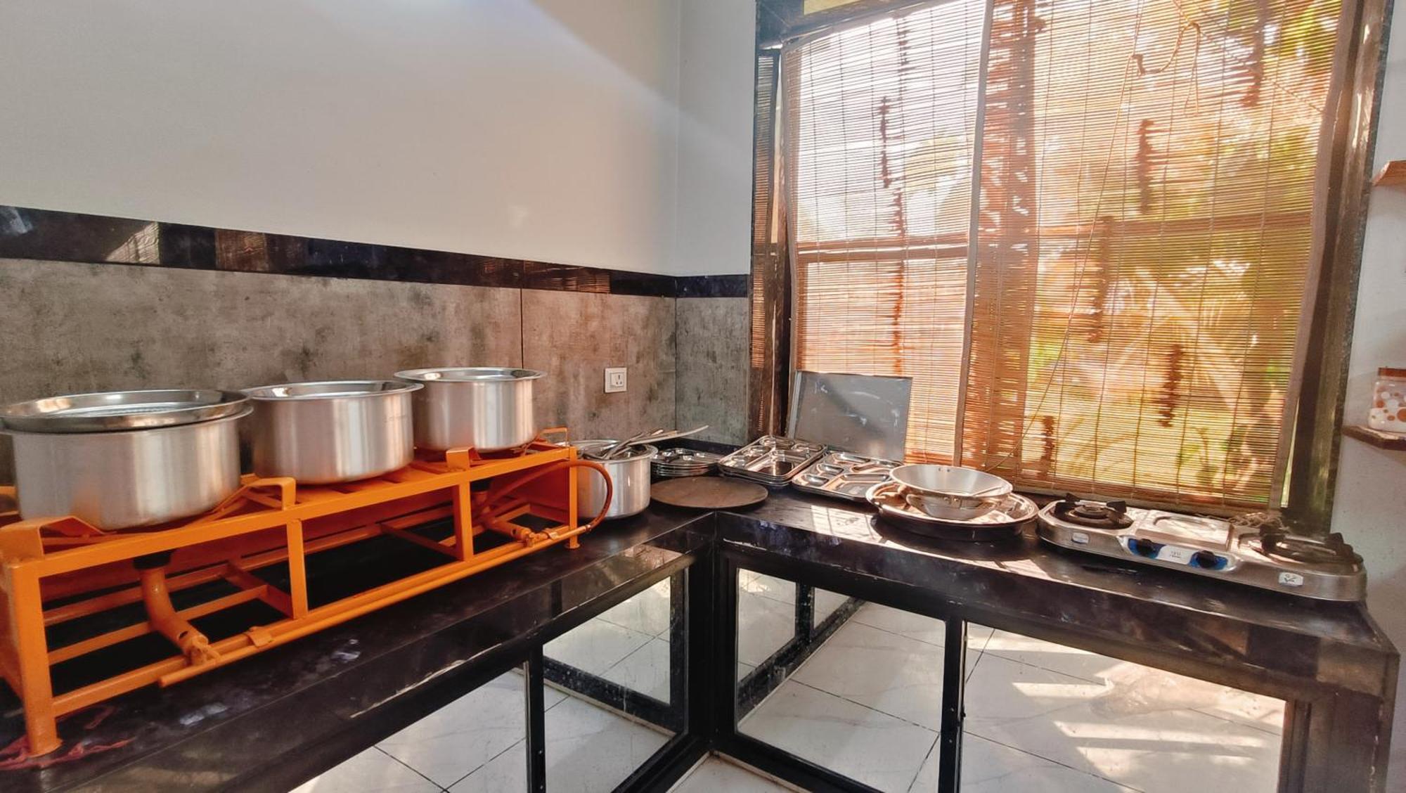 Leopard Farmhouse Mhow Bagian luar foto